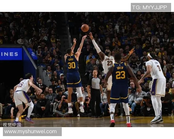 2018年11月5日NBA精彩对决猛龙队挑战湖人队全场回顾与精彩瞬间分析