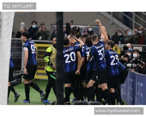 西悉尼流浪与麦克阿瑟的精彩对决结果揭晓赛季走势引发关注